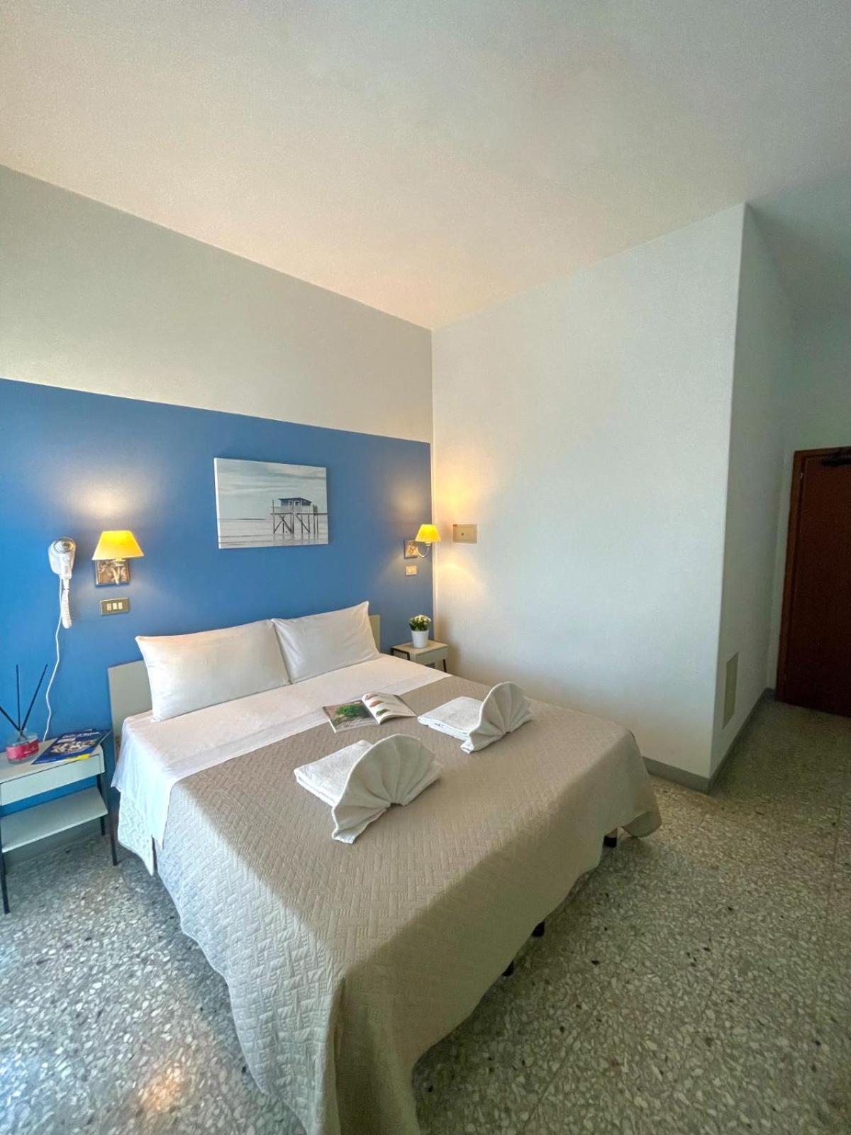Hotel Alfa Rimini Exterior foto