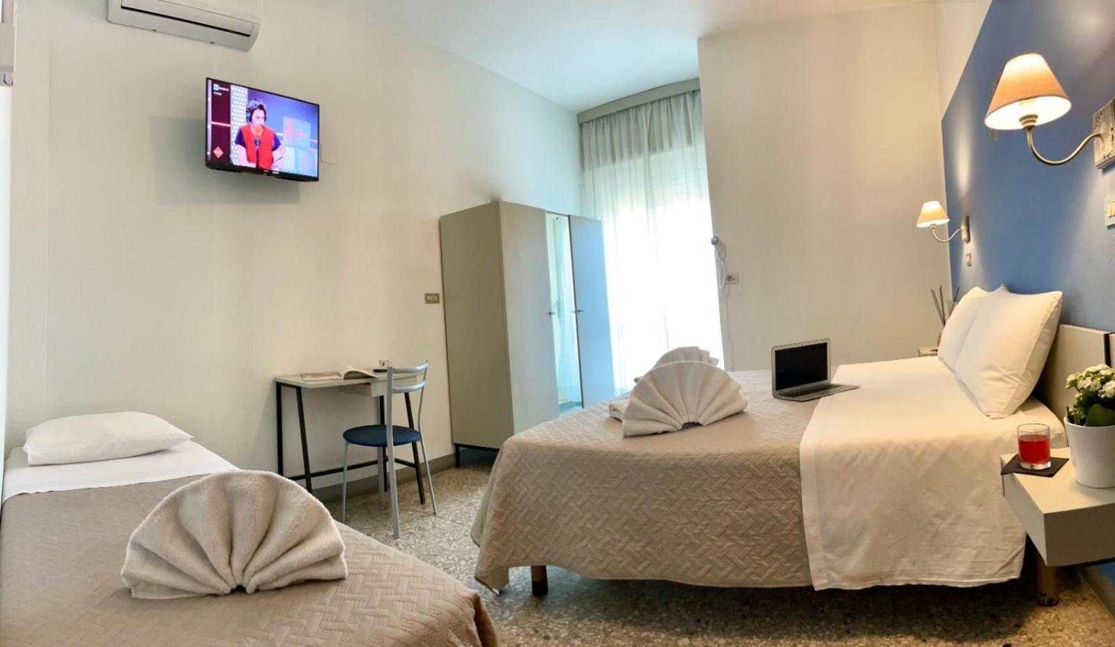 Hotel Alfa Rimini Exterior foto