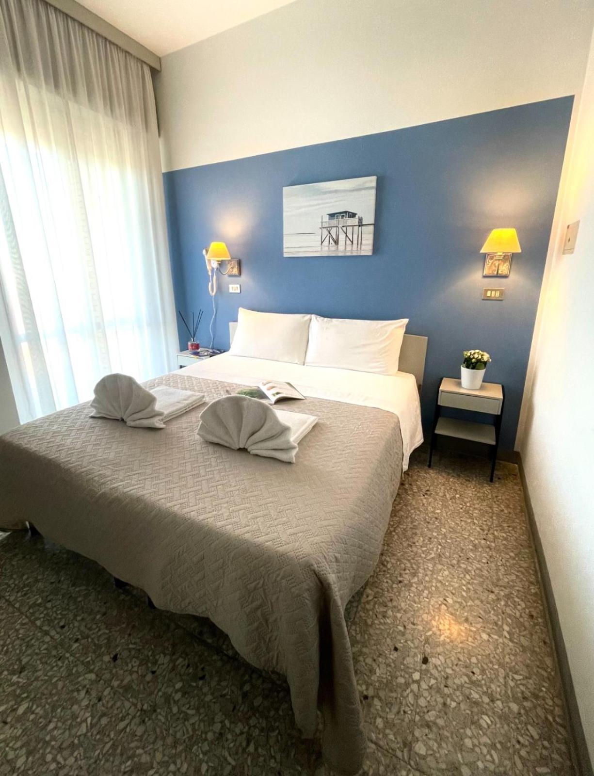 Hotel Alfa Rimini Exterior foto