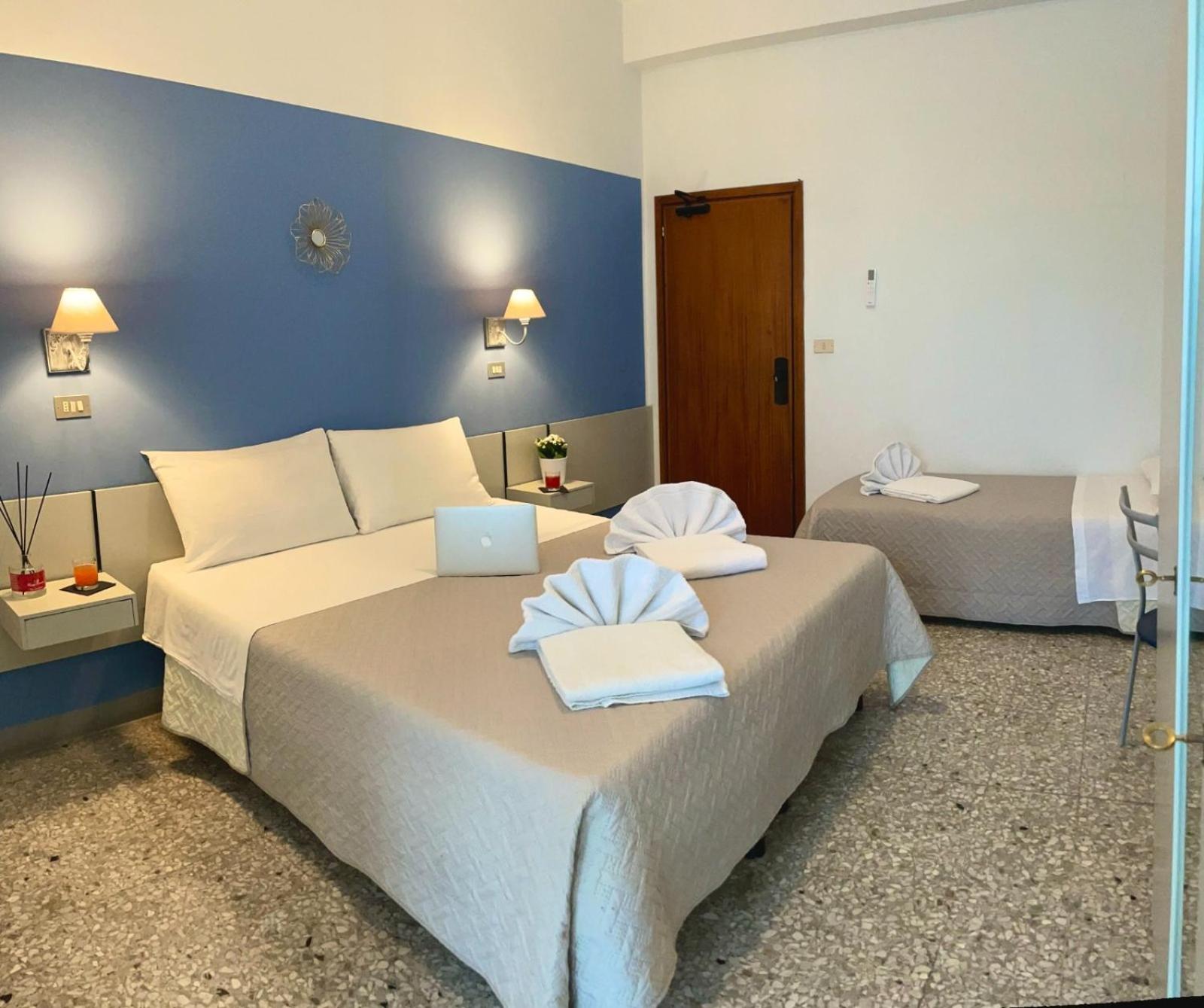 Hotel Alfa Rimini Exterior foto